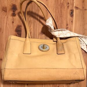 Coach Elegant Tan Leather Tote Bag